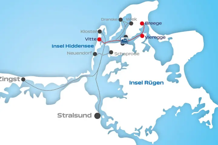 Karte zeigt Fährverbindungen zu Inseln wie Hiddensee und Rügen. Breege Hafen ist ein wichtiger Anlegepunkt.