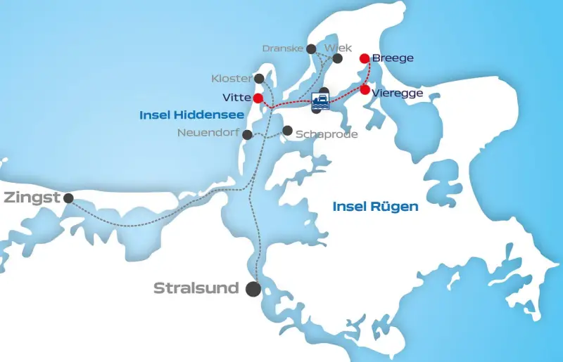 Karte zeigt Fährverbindungen zu Inseln wie Hiddensee und Rügen. Breege Hafen ist ein wichtiger Anlegepunkt.
